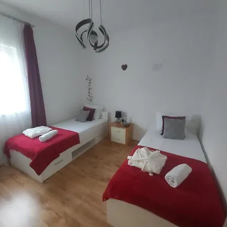 Apartment Panda *