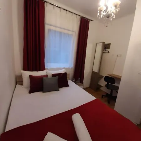 Apartment Panda *